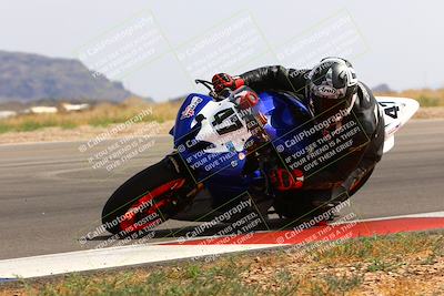 media/Apr-30-2023-CRA (Sun) [[020fcf5d43]]/Race 11-600 Expert Superbike/